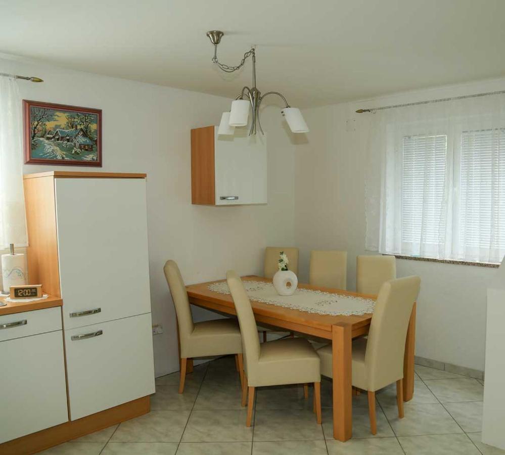 Adrian-Apartments-51511-Malinska-Otok-Krk Primorska 21 Kültér fotó