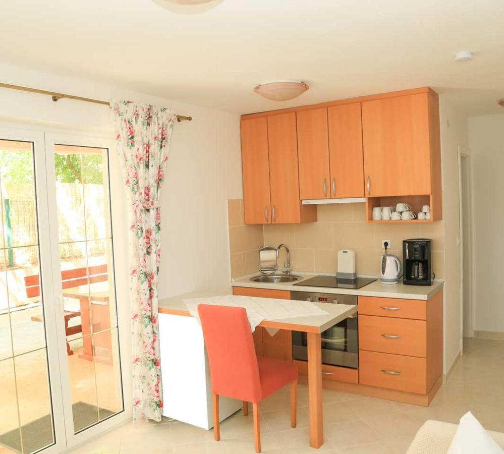 Adrian-Apartments-51511-Malinska-Otok-Krk Primorska 21 Kültér fotó
